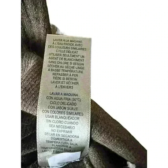 Rafaella Sz XL Asymmetrical Sweater Office Party Lightweight Gold Buttons - Picture 14 of 16